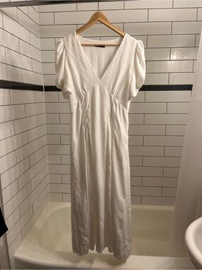 Zara Cream V-Neck Puff Sleeve Maxi Dress